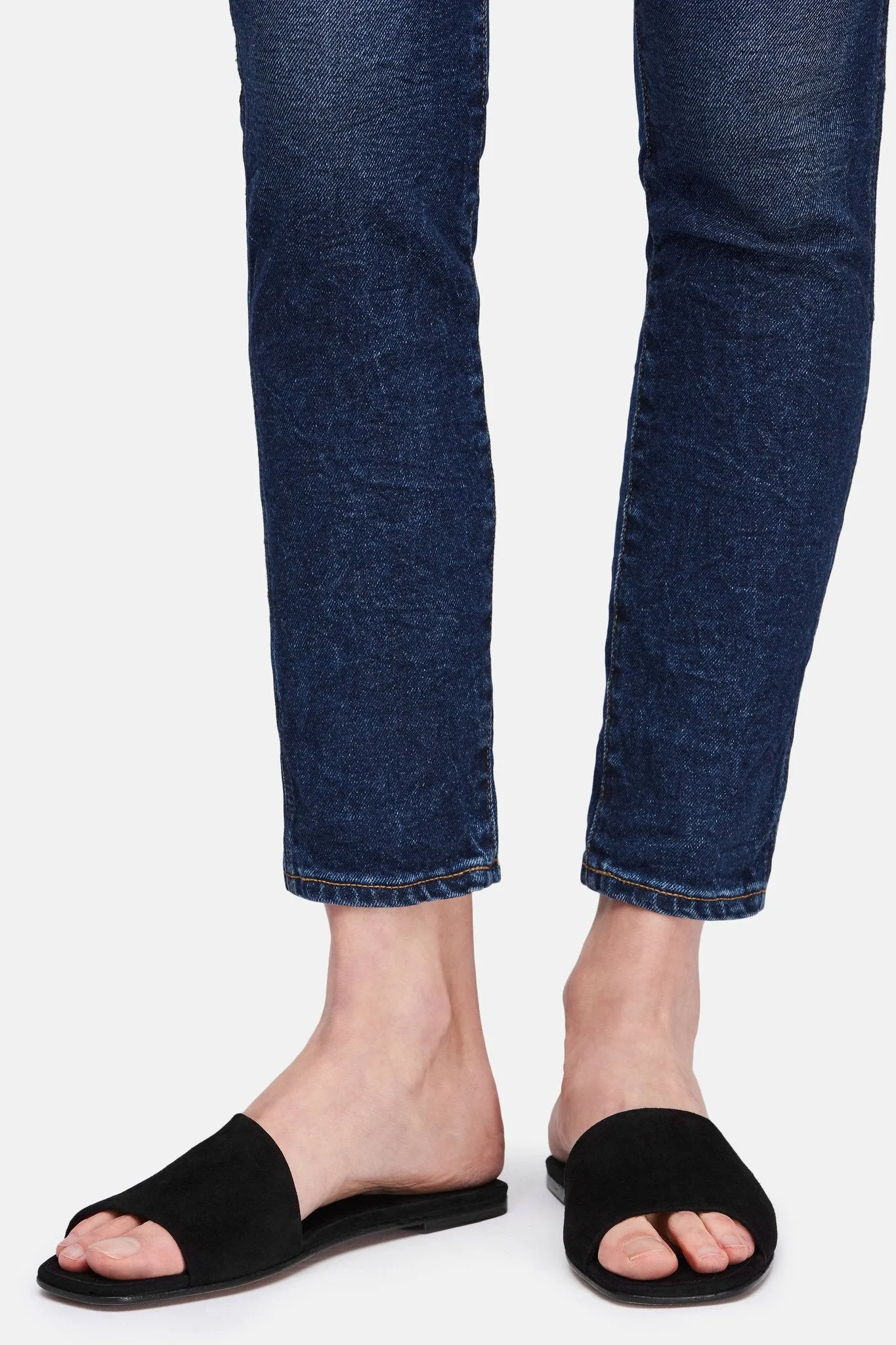 Asymmetric Slide - Camoscio Nero