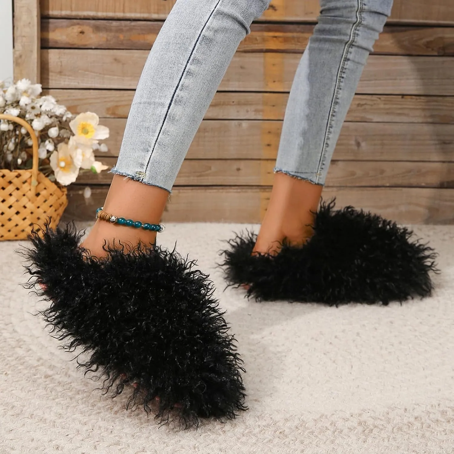 Big Fuzzy Faux Fur Slippers, Unisex Fuzzy Wool-Like House Slides, Women's Warm Plush Fluffy Long Hair Sheep Slip on Shoes