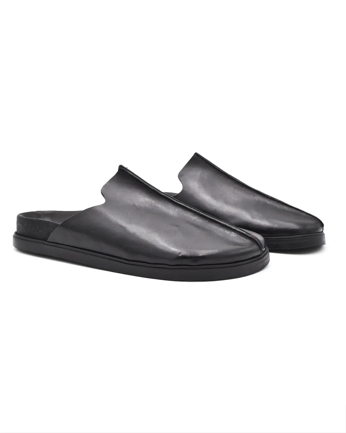 Brador Leather Mule in Black