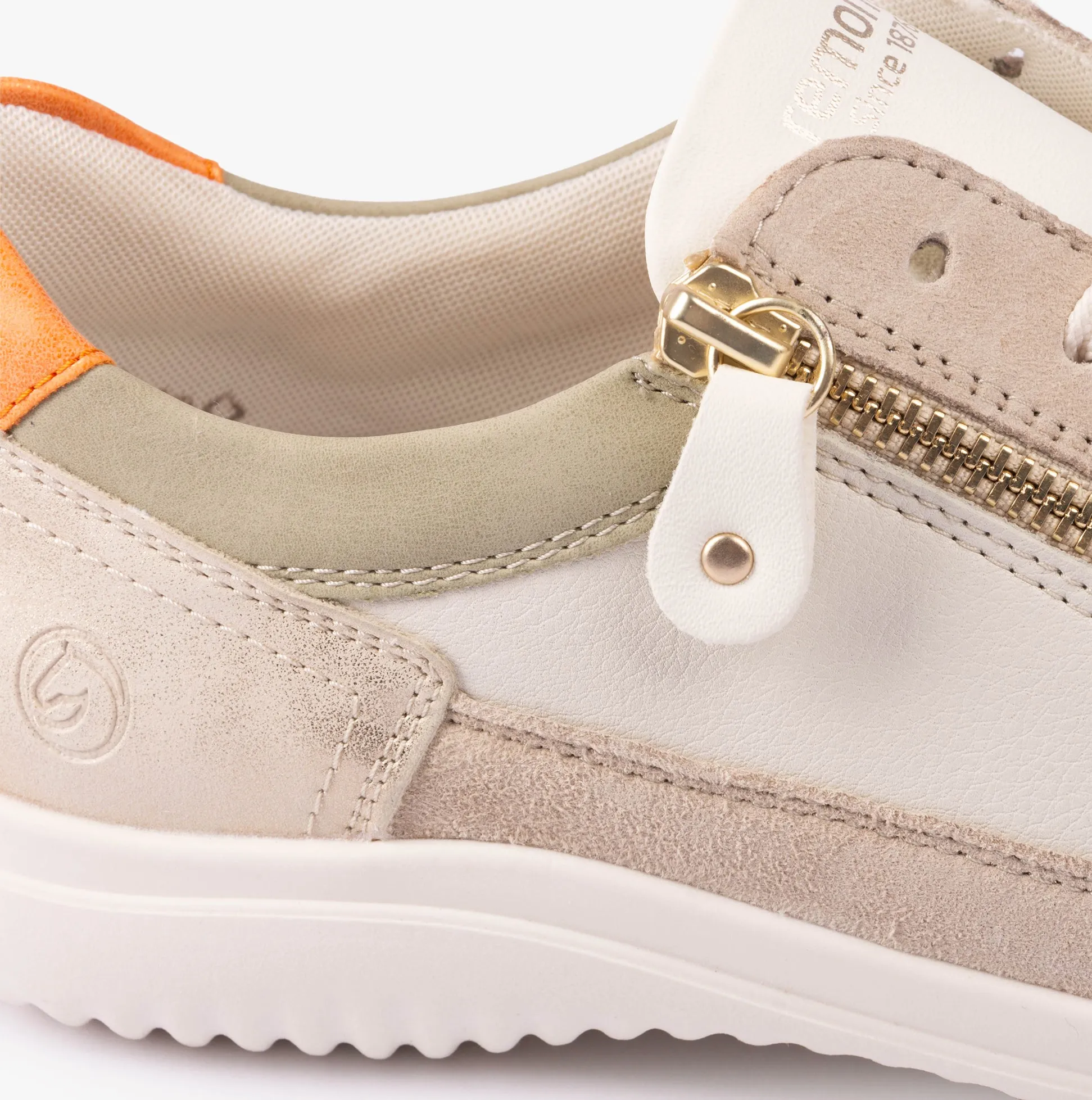 D1E06-80 Womens Shoes White Combination