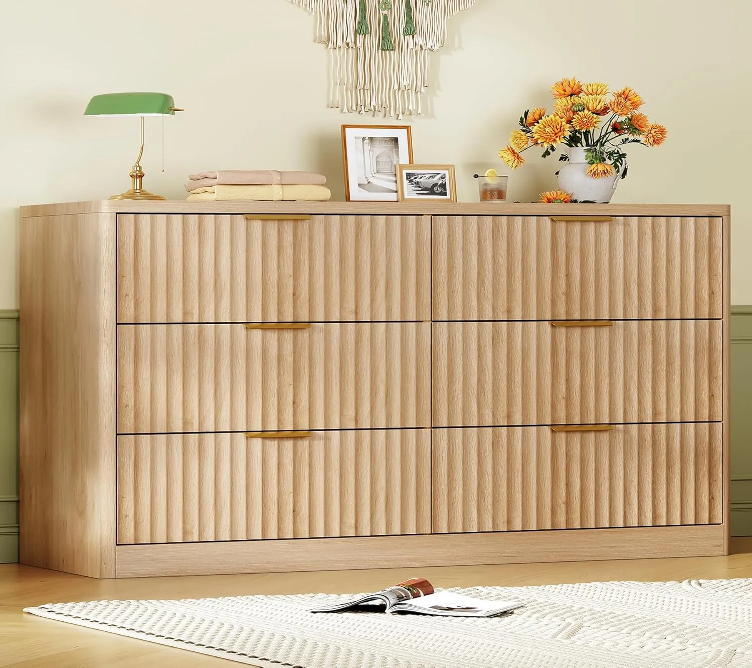 Fluted 6 Drawer Dresser for Bedroom, Wide Modern Chest of Drawers with Metal Handle, Curved Profile Design, Wood Closet Clothes Storage Organizer for Bedroom, Living Room, Hallway, Natural