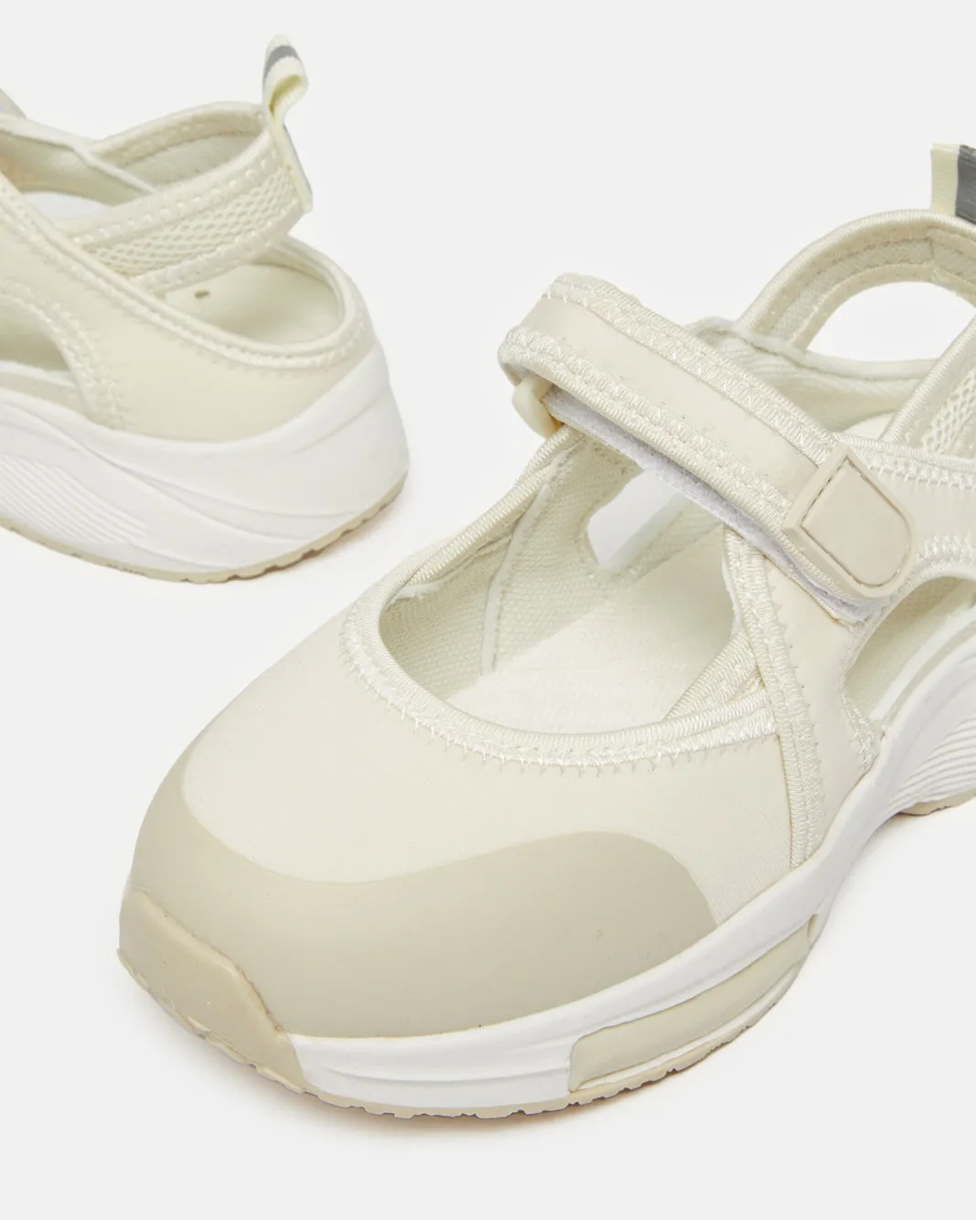 Girls Beige Velcro Open Trainer