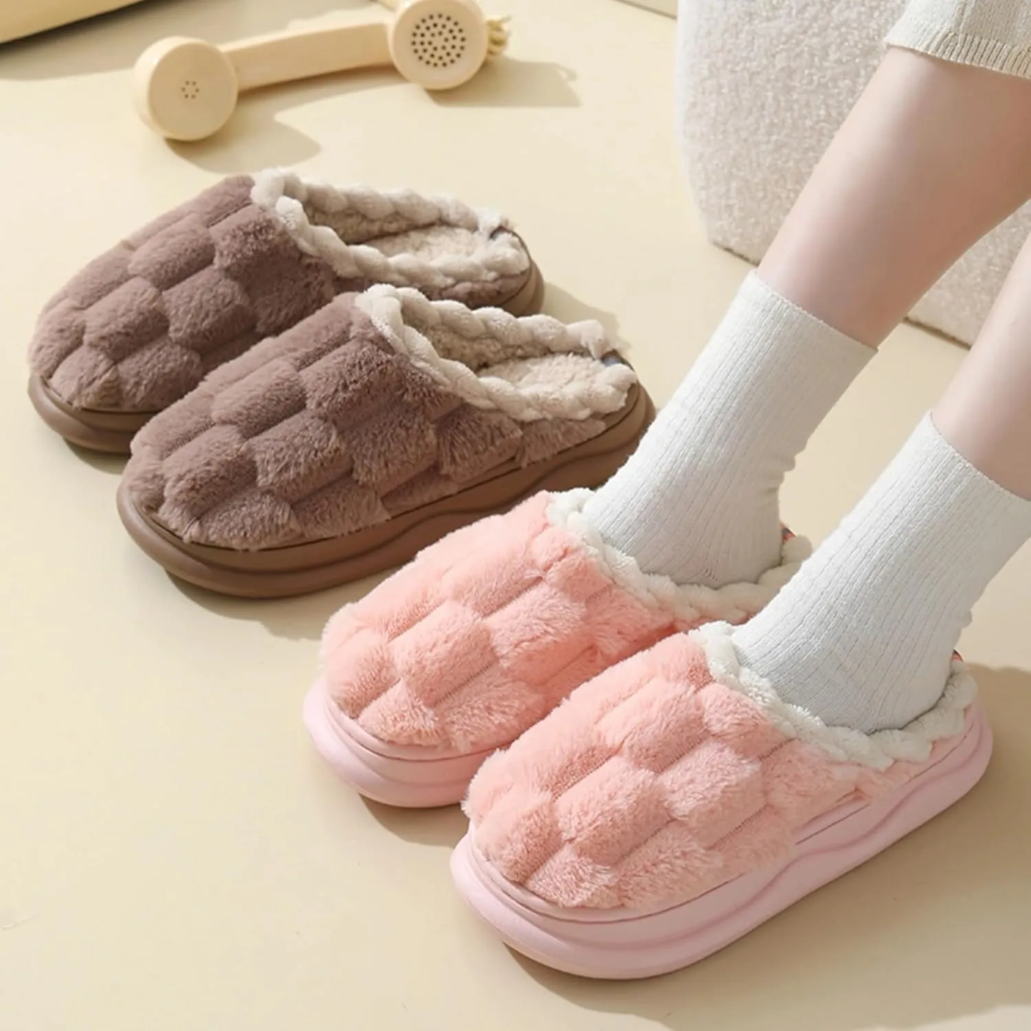 House Slippers for Women Men Thickened Sole Home Slippers Checkered Soft Fleece Warm Slippers Winter Plush Slip On Checkerboard Slippers Slides Couple Comfy Cozy Indoor Bedroom Shoes Non Slip