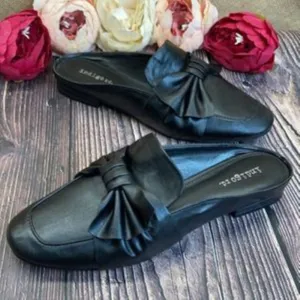 Indigo Rd. Black Maggie Mules 8M