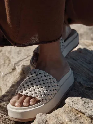 Knotted Platform Slide Milk
