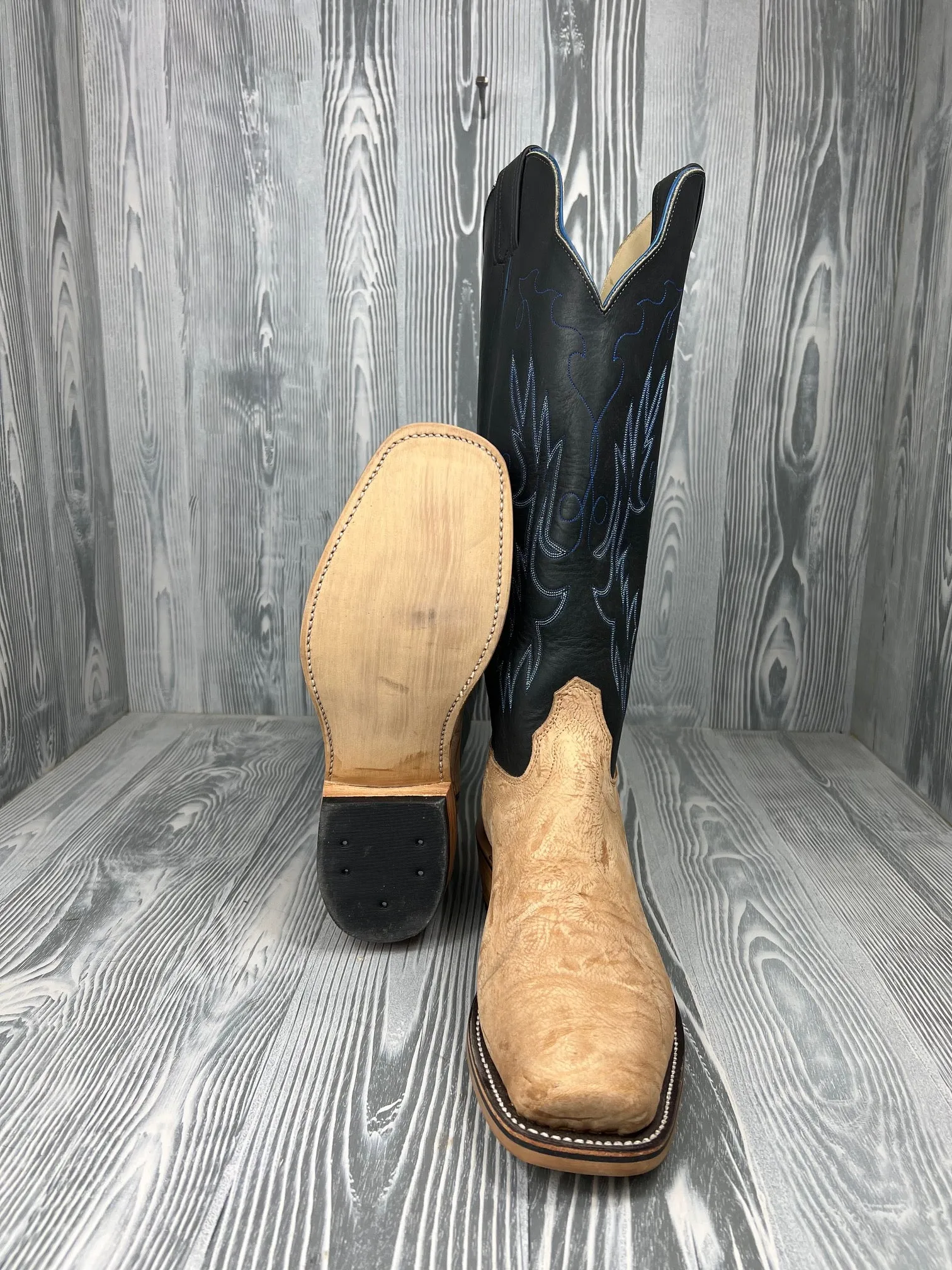 Men's Olathe Tan Washed Shoulder with 16" Black Mule Tops