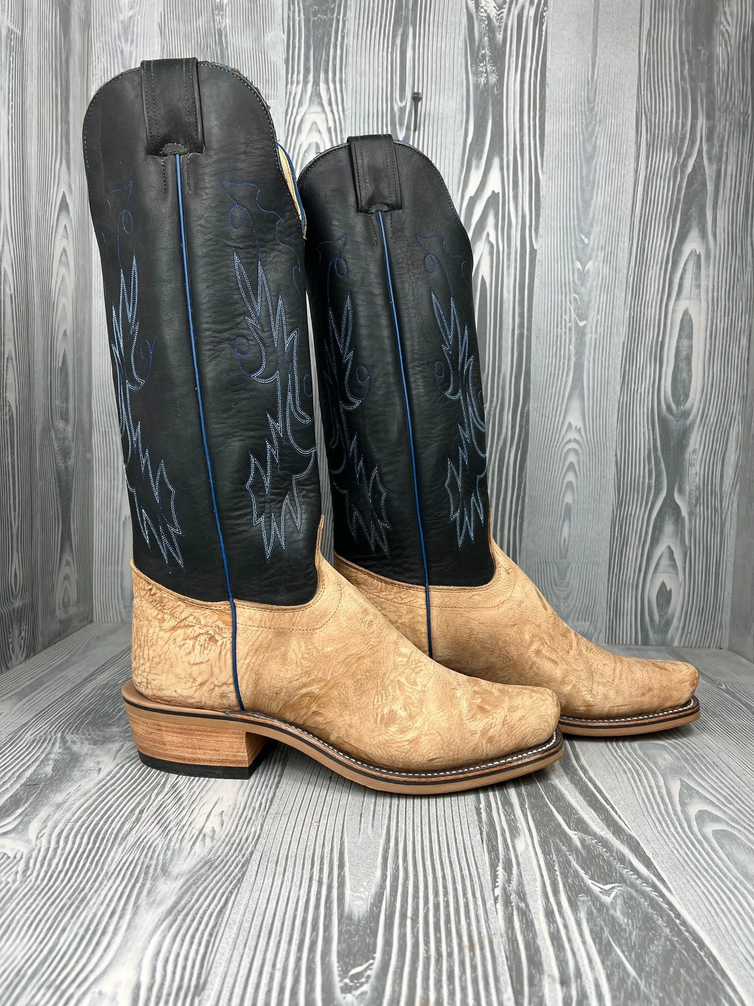 Men's Olathe Tan Washed Shoulder with 16" Black Mule Tops
