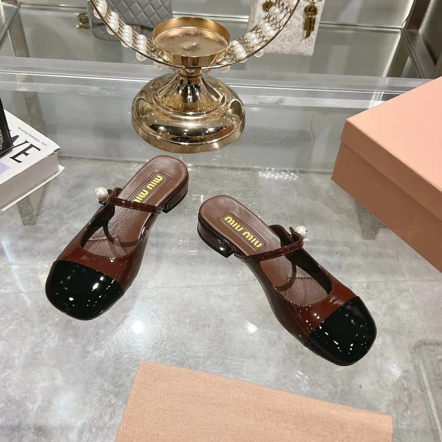 Miu 25C Flat Mule Gingerbread Brown Patent Leather 235305