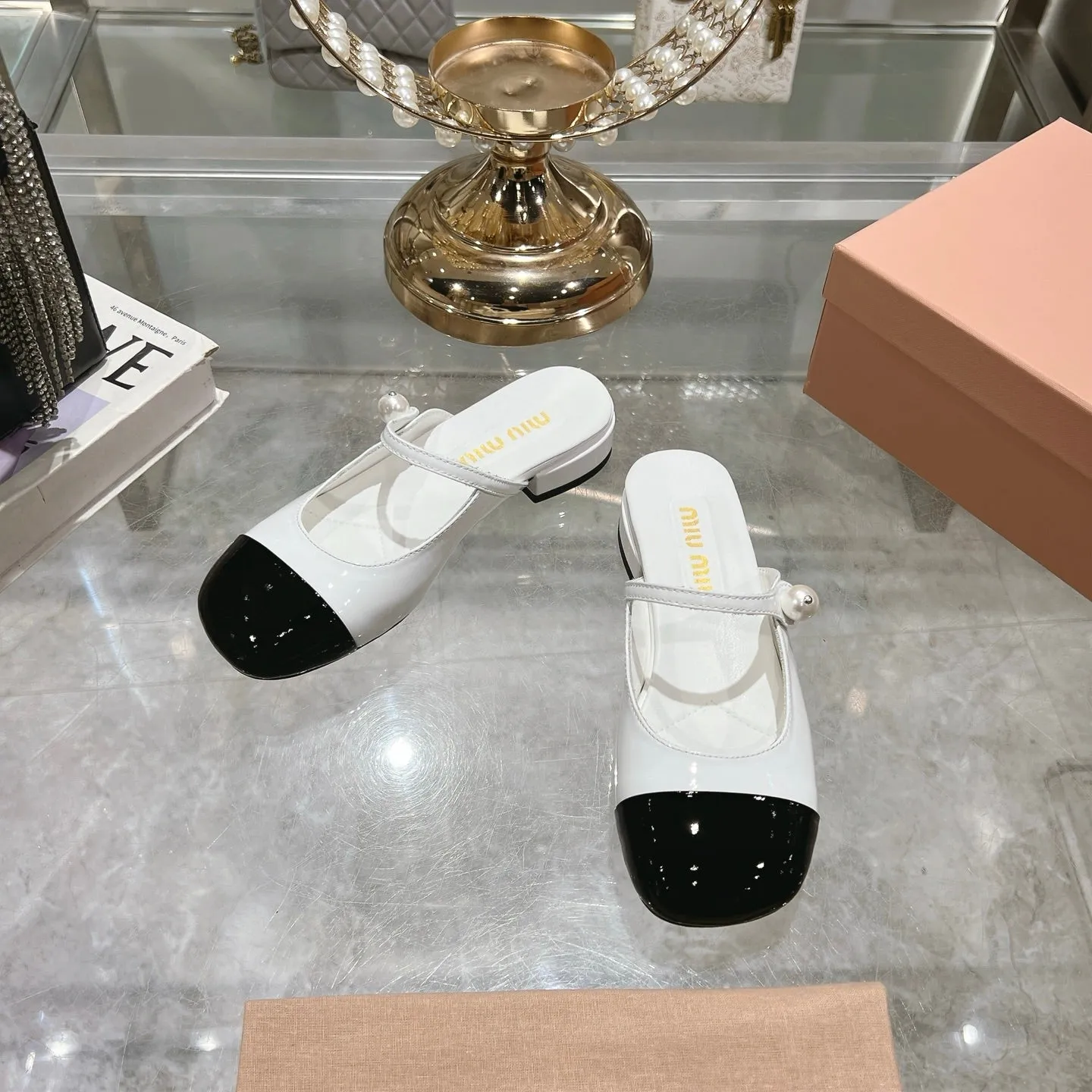 Miu 25C Flat Mule White Patent Leather 235306