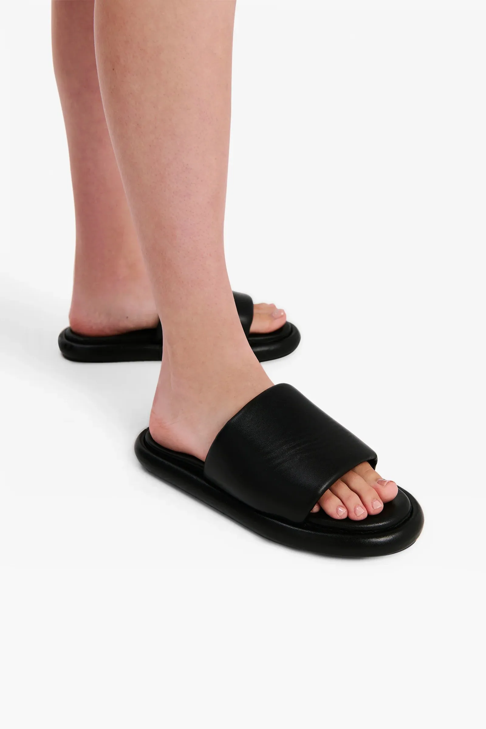 Niko Slide - Black