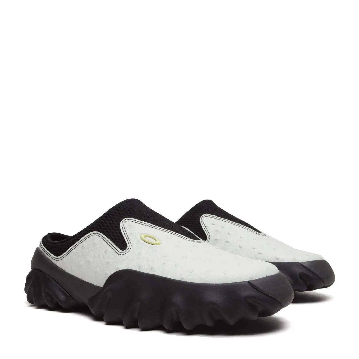 Oakley Ostrich Chop Saw Mule White Black BDS24S07003862WH01 Shoe Sneaker Trainer