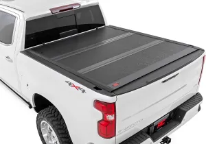 Rough Country Hard Tri-Fold Tonneau Cover for Chevy Silverado & GMC Sierra 2500HD/3500HD (2020-2025) - Low-Profile Truck Bed Cover, Fits 6'9 Bed (78.8-78.9") w/Rail Caps