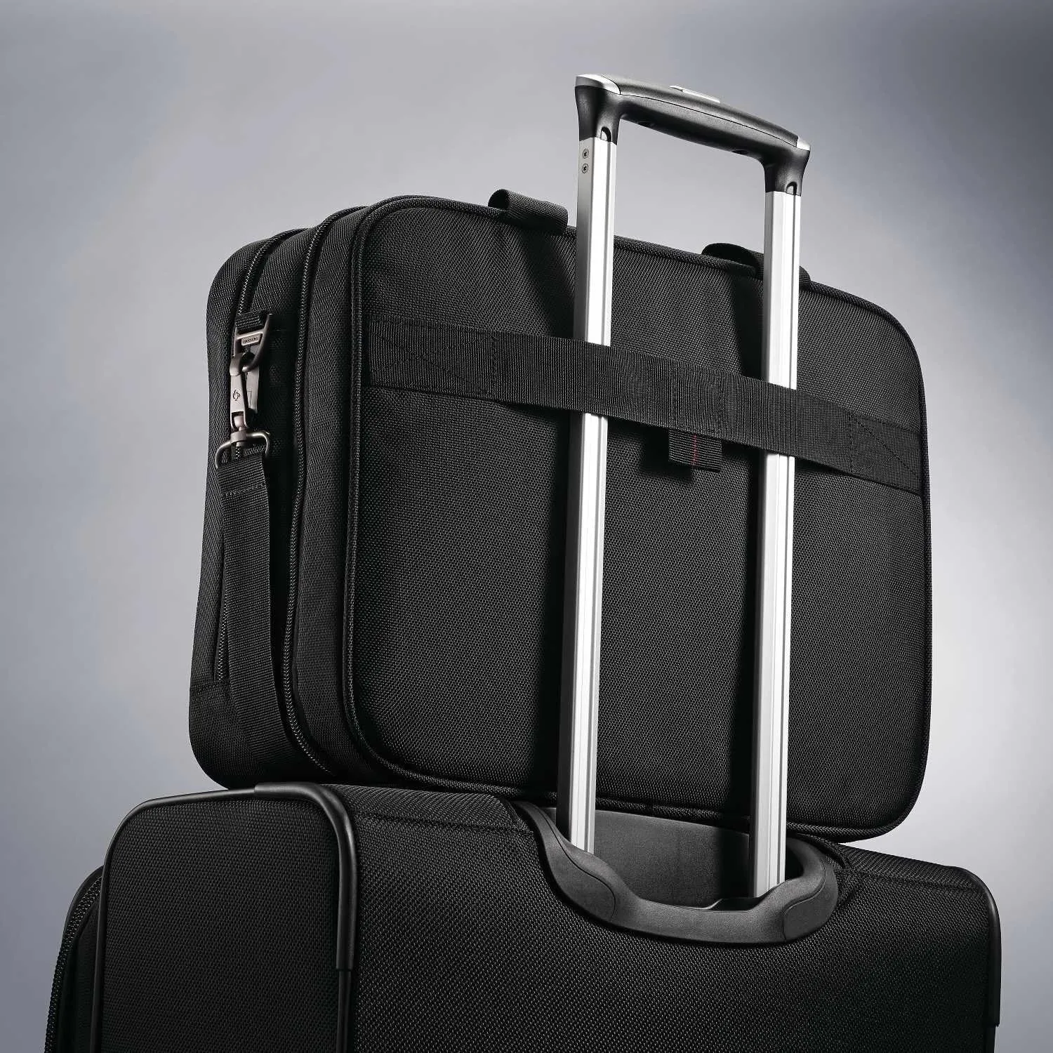 Samsonite Xenon 3.0 Gusset Check-Point Friendly Tech Locker Brief