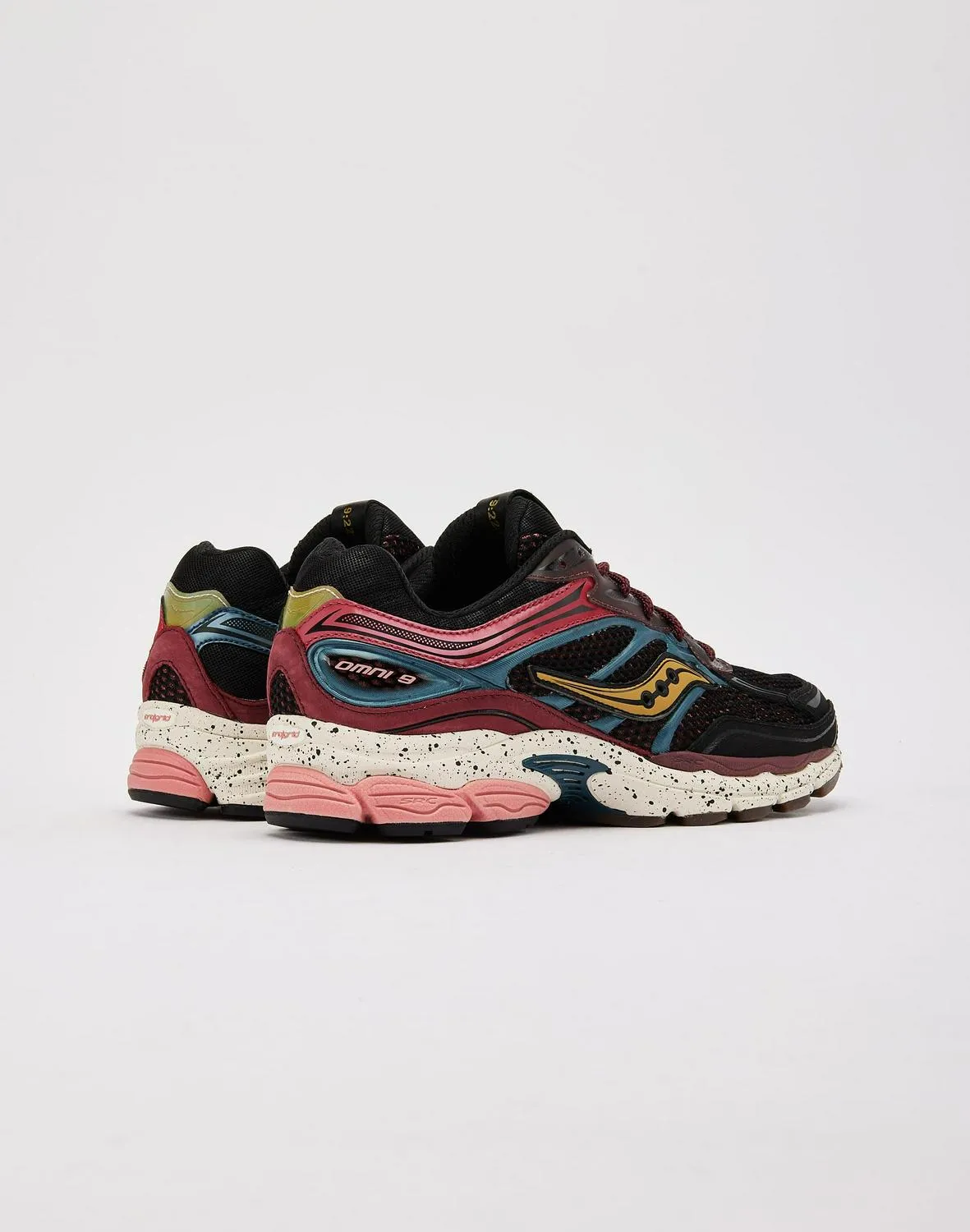 Saucony ProGrid Omni 9 Black Blue Pink Red Yellow White Shoe Sneaker Trainer
