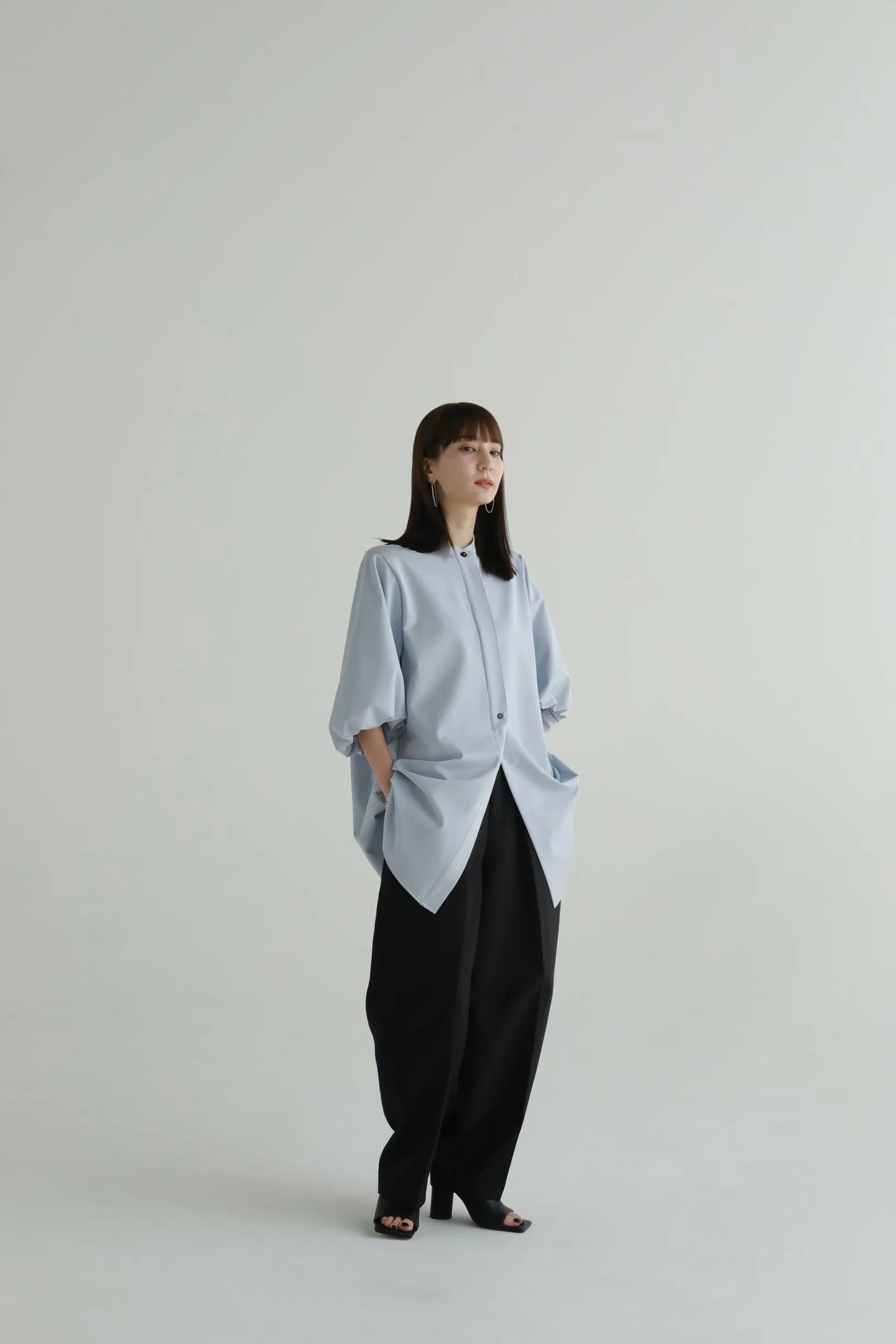 square toe mule