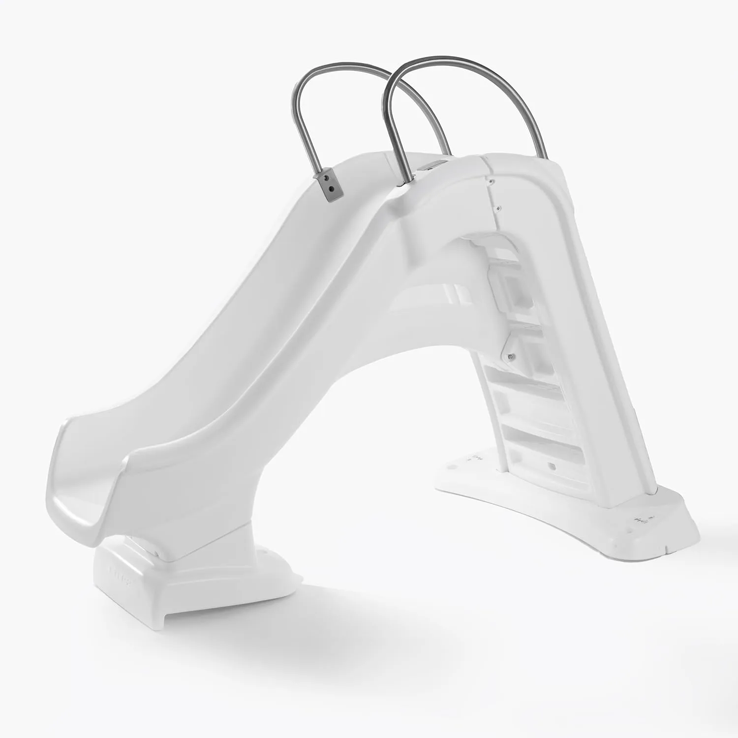 Step2 Vero Pool Slide, Outdoor/Indoor Waterproof Patio Furniture, Non-Slip Steps, Hose Attachment, Made of Durable Plastic, 4 Feet, White