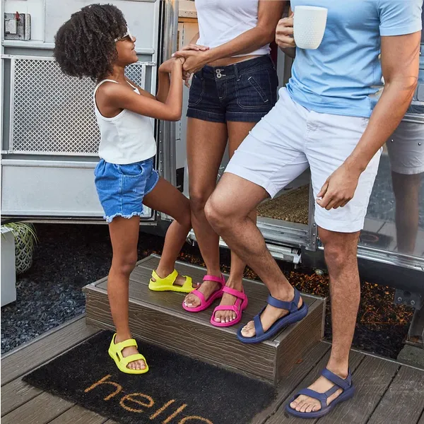 Totes Kid's Riley Molded Sport Sandal with Everywear