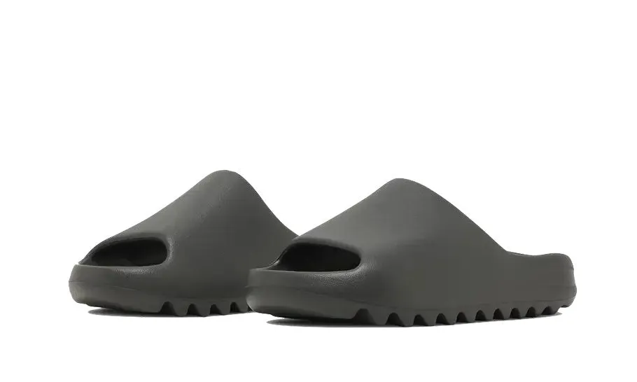 Yeezy Slide Dark Onyx